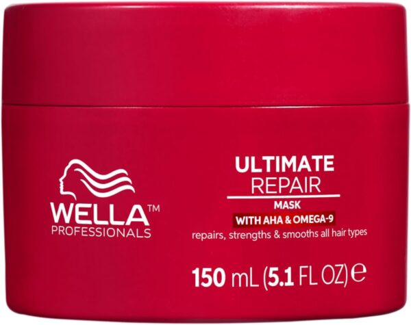 Wella Professionals Ultimate Repair Hair Mask for Damaged Hair, with AHAs and Omega 9 to Rebuild and Strengthen Hair, With Metal Purifier Technology to Detox the Hair, 150ml