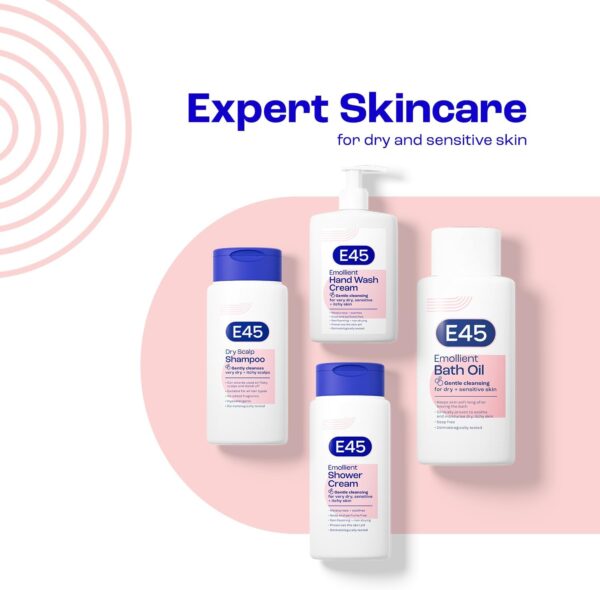 E45 Bath Oil 500 ml – E45 Bath Oil Emollient to Moisturise & Hydrate Dry Skin – Gently Cleanses for Soft Skin – Soap Free & Perfume Free Emollient Bath & Shower Oil Body Wash - Dermatologically Tested