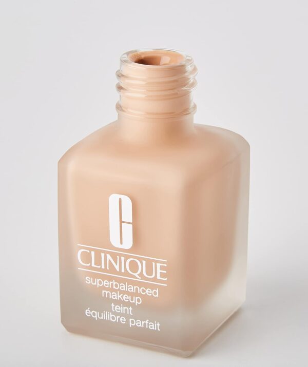Clinique SUPERBALANCED MAKEUP CN 62 PORCELAIN BEIGE