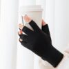 EUZUXU UV Gloves for Gel Nails, Anti UV Fingerless Gloves for Nail Art Skin Care, Gloves Protect Hands from UV Harm(Black)