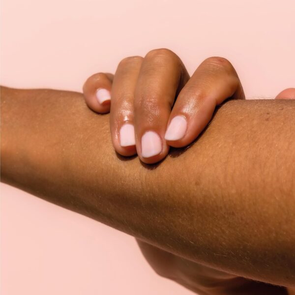PODERM - FUNGAL NAIL INFECTIONS - Powder Pink nail varnish TEA TREE - Prevention & Treatment of Nails Yellowed/Damaged by FUNGAL INFECTIONS - TREATS & COLOURS - foot/hand treatment - Swiss Made