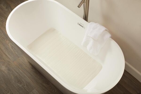 Rubbermaid Commercial Products Bath Tub and Shower Mat, 36-Inch X 18-Inch, White, Extra Long, Machine Washable, Safti-Grip Non-Slip Bathroom Mat with Suction Cups for Home/Hotel/Shower/Bathtub