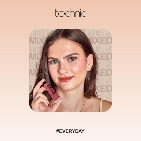 Technic Invite Only 5 Piece Cosmetic Gift set - 5 Full Size Makeup Products for Eyes, Face & Lips - Vegan & Cruelty Free