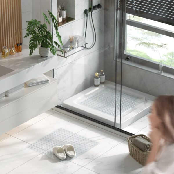 HITSLAM Shower Mat Non Slip Anti Mould, Bath Mat Anti Slip With Suction Cups and Drain Holes, Square Shower Mat for Inside Shower 53 x 53cm, Machine Washable Bath Mat for Tub, Clear