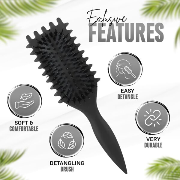 New 2025 Curly Hair Brush, Curl Defining Brush,Curly Hair Brush, Flexible Detangling and Styling Brush, Reduces Frizz and Pulling, Perfect for Wet & Dry Hair Care (BLACK)