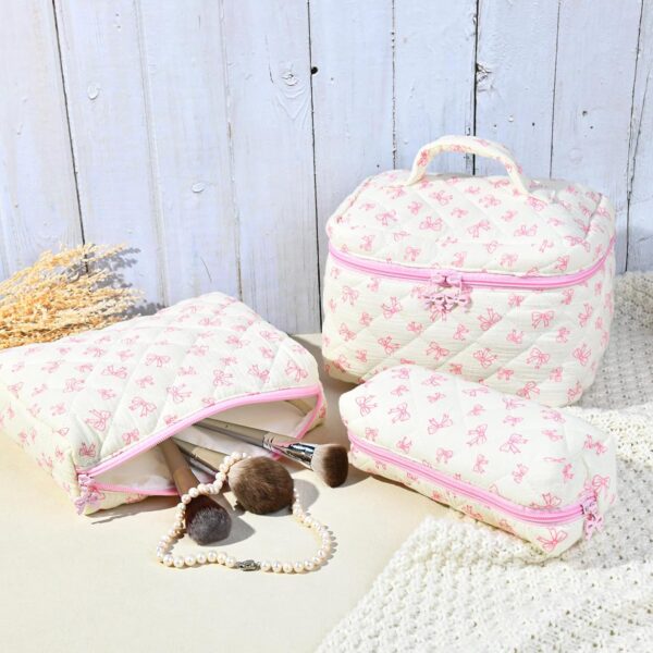 3PCS Makeup Bag Quilted Makeup Bags Set Cute Large Cosmetic Bag for Women Girls Coquette Aesthetic Toiletry Bag Travel Make Up Organizer Skincare Bag