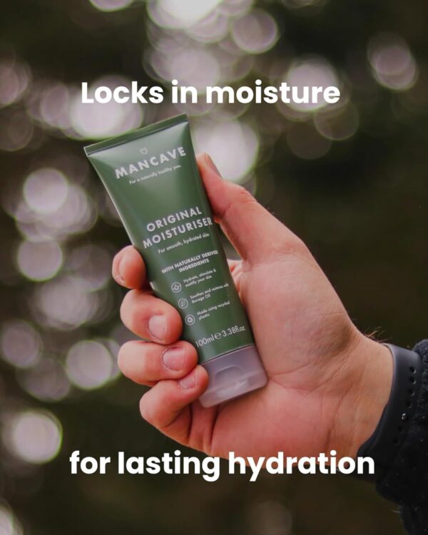 ManCave Natural Caffeine Moisturiser 100ml, Helps Reduce Signs of Fatigue, with UV Absorbers, Suitable for all Skin Types, Dermatologically Tested, Vegan, Made in England, Packaging May Vary