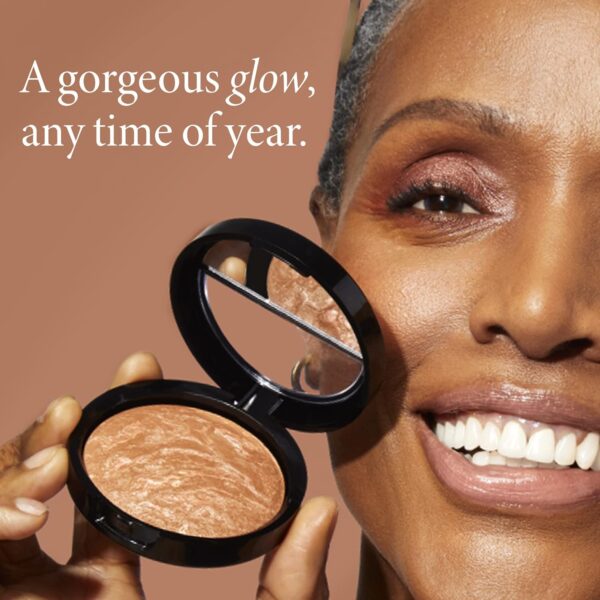 Laura Geller Beauty LAURA GELLER NEW YORK Baked Bronze-N-Brighten Bronzer Powder - Medium - Natural Bronze Glow