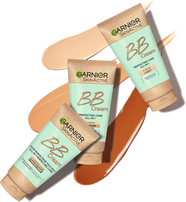 Garnier SkinActive Classic Perfecting All-in-1 BB Cream, Shade Classic Light, Tinted Moisturiser SPF 15, Brightens and Evens Skin, With Hyaluronic Acid Aloe & Mineral Pigments, 50 ml
