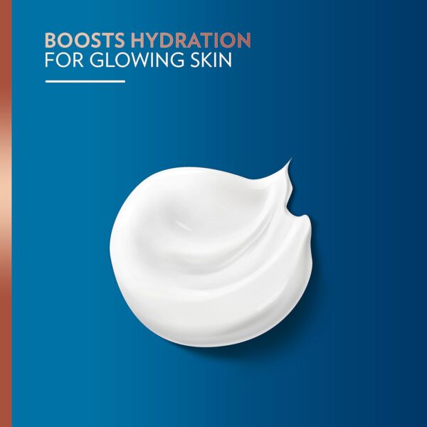 Vaseline Intensive Care Cocoa Radiant Body Lotion with ultra-hydrating lipids and pure cocoa butter for dry skin 200 ml