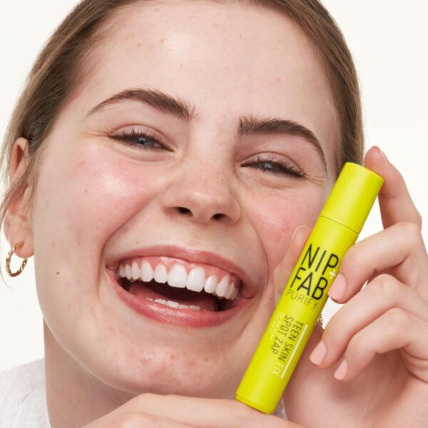 Nip + Fab Teen Skin Fix Spot Zap Gel for Face with Salicylic Acid, Witch Hazel and Wasabi Extract for Blemish Dark Spot Removal Acne Prevention and Refining Pores