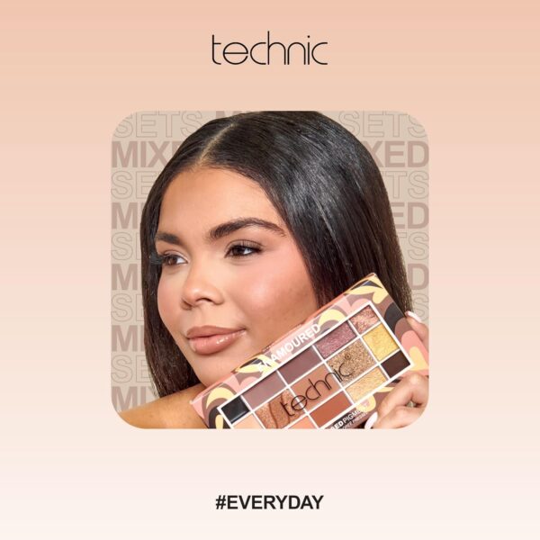 Technic Enamoured Full Face Cosmetic 8 Piece Gift Set - Full Size Products for Eyes, Face & Lips - Perfect for Makeup Lovers - Vegan & Cruelty Free