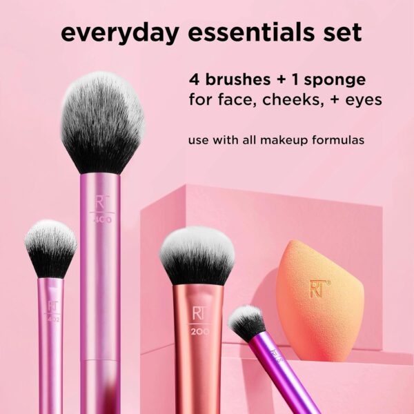 Real Techniques Everyday Essentials + Makeup Sponge Kit, Makeup Brushes and Makeup Blender Sponge, For Foundation, Blush, Bronzer, Eyeshadow, and Powder, Synthetic Bristles, Cruelty Free, 5 Piece Set