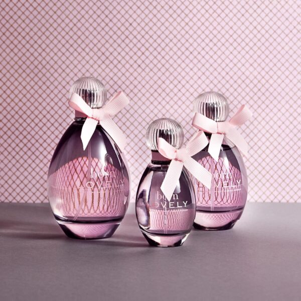 Born Lovely By SJP EDP Spray For Women-Timelessly Classic Feminine Fragrance-Elegant, Sparkling, And Unexpected-Mandarin, Peony, Blushing Freesia, And Sweet Caramel 100 ml