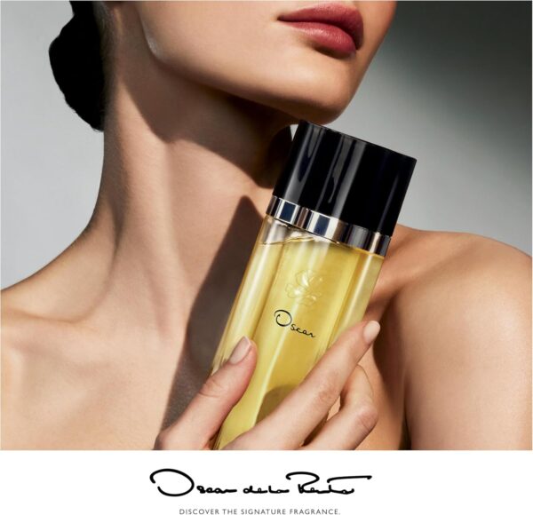 Oscar De La Renta Eau De Toilette Spray, 100 ml,Q-57-404-B1