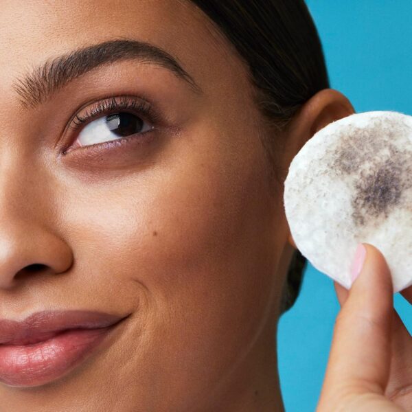 e.l.f. SKIN Holy Hydration! e.l.f. Off Makeup Remover, Liquid Makeup Remover For Eye, Lip & Face Makeup, Gentle Formula, Vegan & Cruelty-free