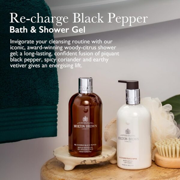Molton Brown Re-Charge Black Pepper Bath & Shower Gel 300 ml