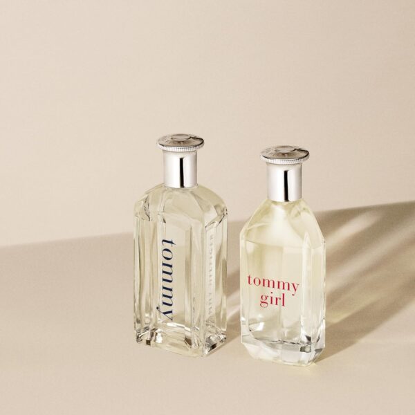 Tommy Hilfiger – Tommy Eau de Toilette 30 ml – Perfume for Men – Fougère Fragrance – Citrus and Fruity Notes – Transparent Glass Bottle