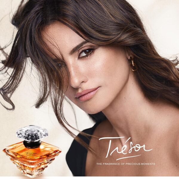 Lancôme Trésor Eau de Parfum – Elegant & Romantic Women’s Fragrance with Rose, Lilac, Peach & Apricot Blossom Notes, Long-Lasting Scent, 30ml
