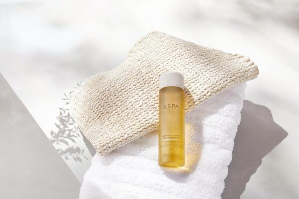 ESPA | Bergamot & Jasmine Bath & Shower Gel | 250ml | Suitable For All Skin Types | 100% Natural Fragrance