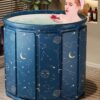 AYES Foldable Soaking Bathtub for Adults, Portable Ice Bath tub for Cold Water Therapy Training, Outdoor Plunge Tub, Bathroom Freestanding Bathtubs for Shower Spa Sauna (Planet Blue, 70cm*70cm*65cm)