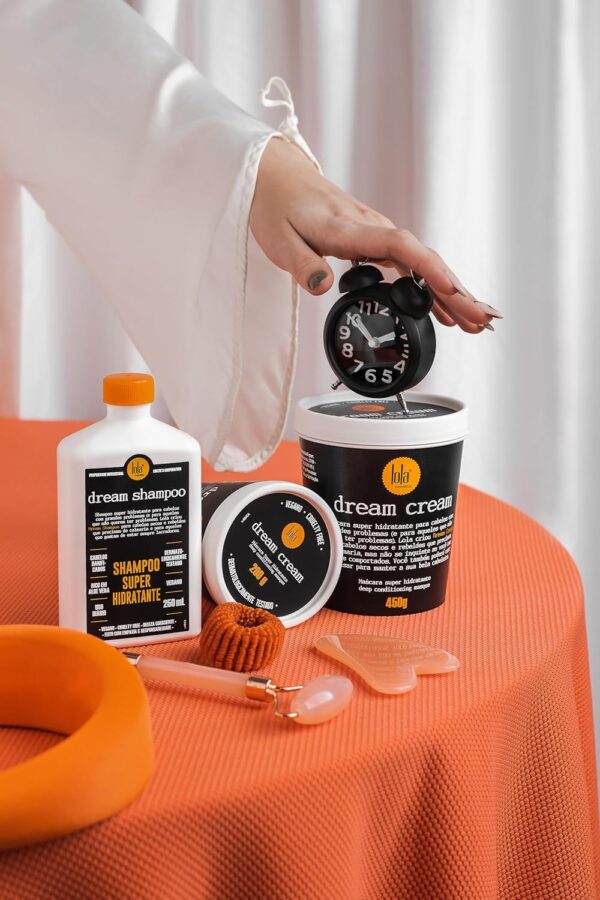 Linha Dream Cream Lola - Mascara Super Hidratante 450 Gr - (Lola Dream Cream Collection - Deep Conditioning Masque Net 15.87 Oz)