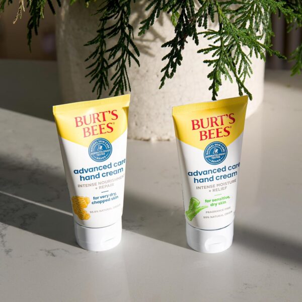 Burt’s Bees Advanced Care Hand Cream for sensitive, dry skin, with Aloe Vera & Shea Butter 70ml