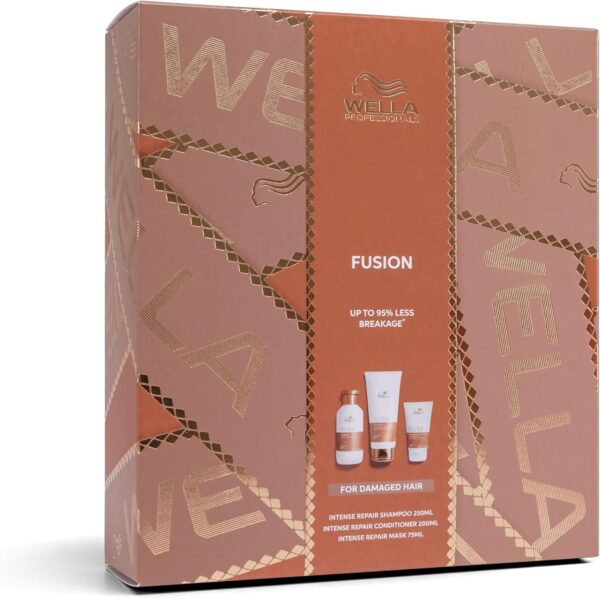 Wella Professionals Fusion Gift Set - Includes Shampoo, Conditioner and Hair Mask - Protection against Breakage & Damage, Deep Repair - Perfect for Christmas