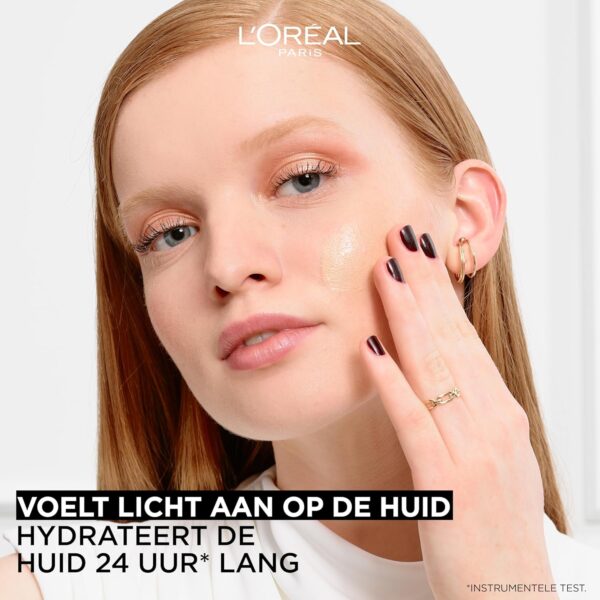 L'Oreal Paris True Match Tinted Serum Foundation, 1% Hyaluronic Acid, Hydrating Formula, Replumps Skin in 1 Hour for a Natural Glowing Finish, 30 ml, Shade 2-3 Light