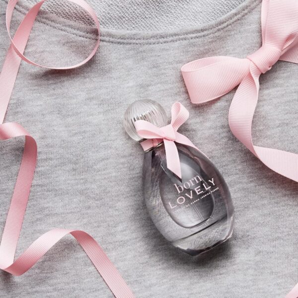 Born Lovely By SJP EDP Spray For Women-Timelessly Classic Feminine Fragrance-Elegant, Sparkling, And Unexpected-Mandarin, Peony, Blushing Freesia, And Sweet Caramel 100 ml